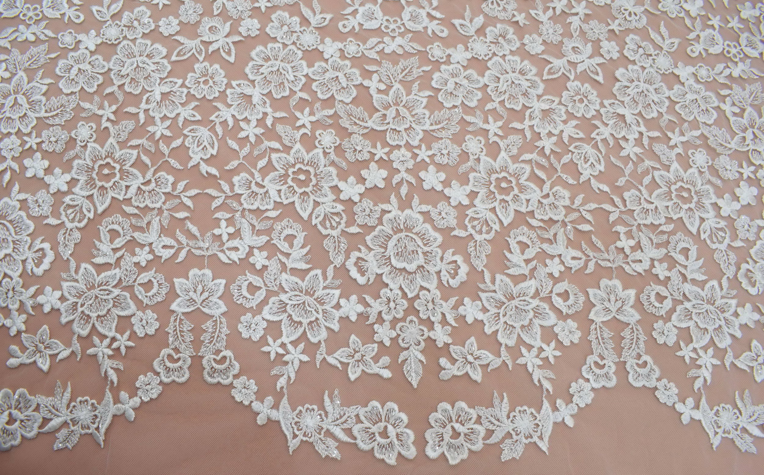 Sale: Guipure &laquo;10083&raquo