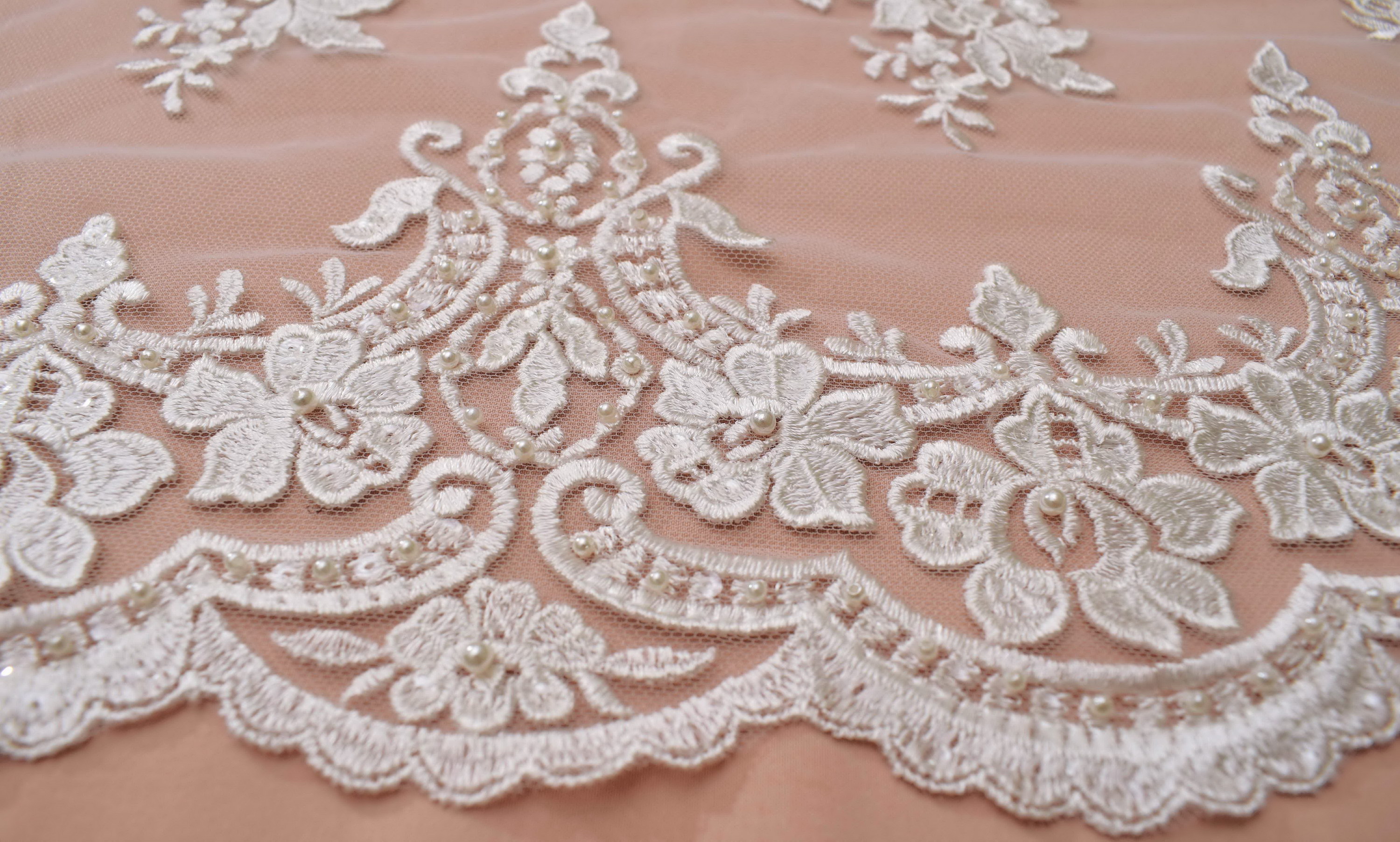 Sale: Guipure &laquo;18492&raquo