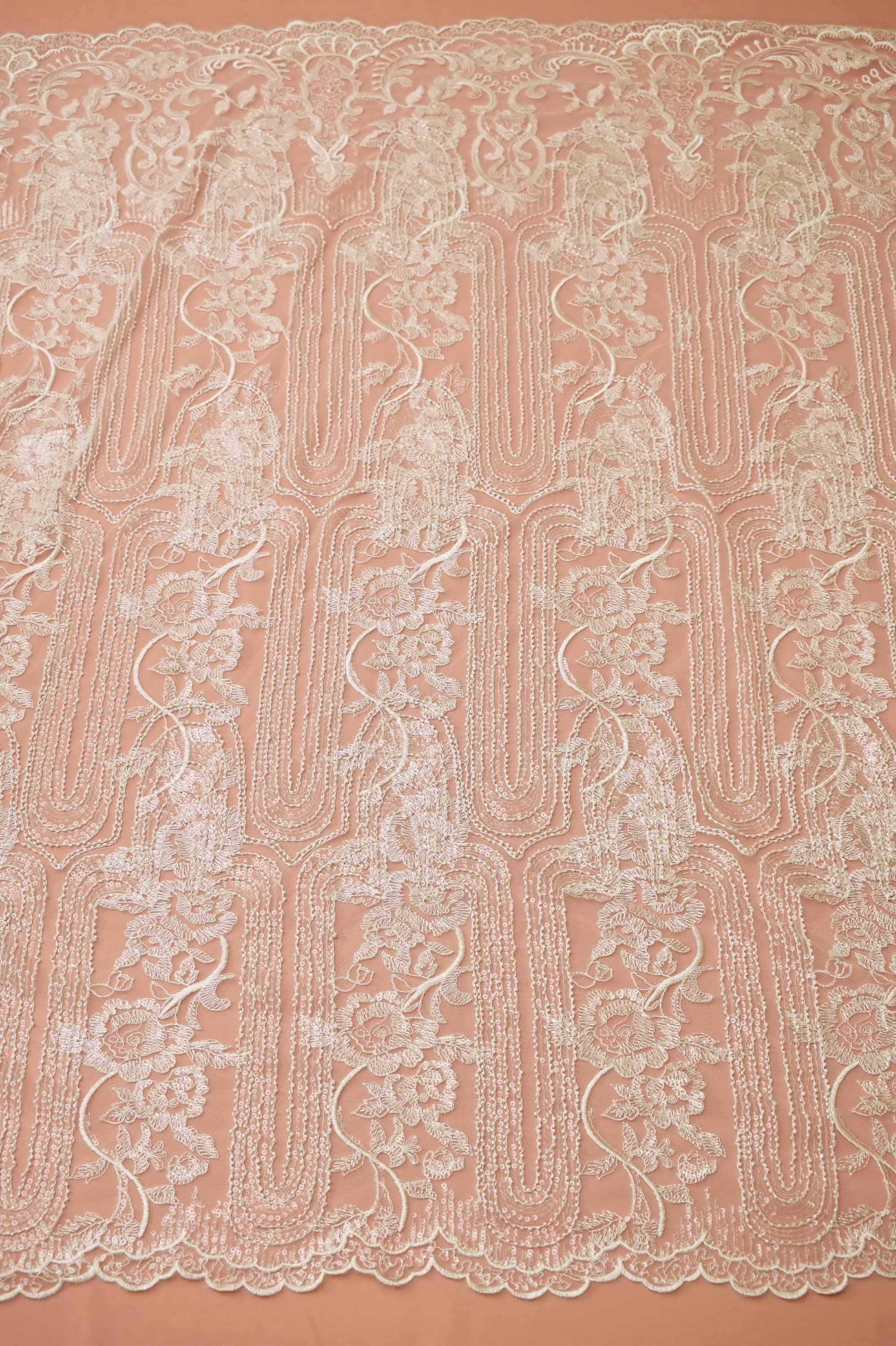 Sale: Guipure &laquo;18683&raquo