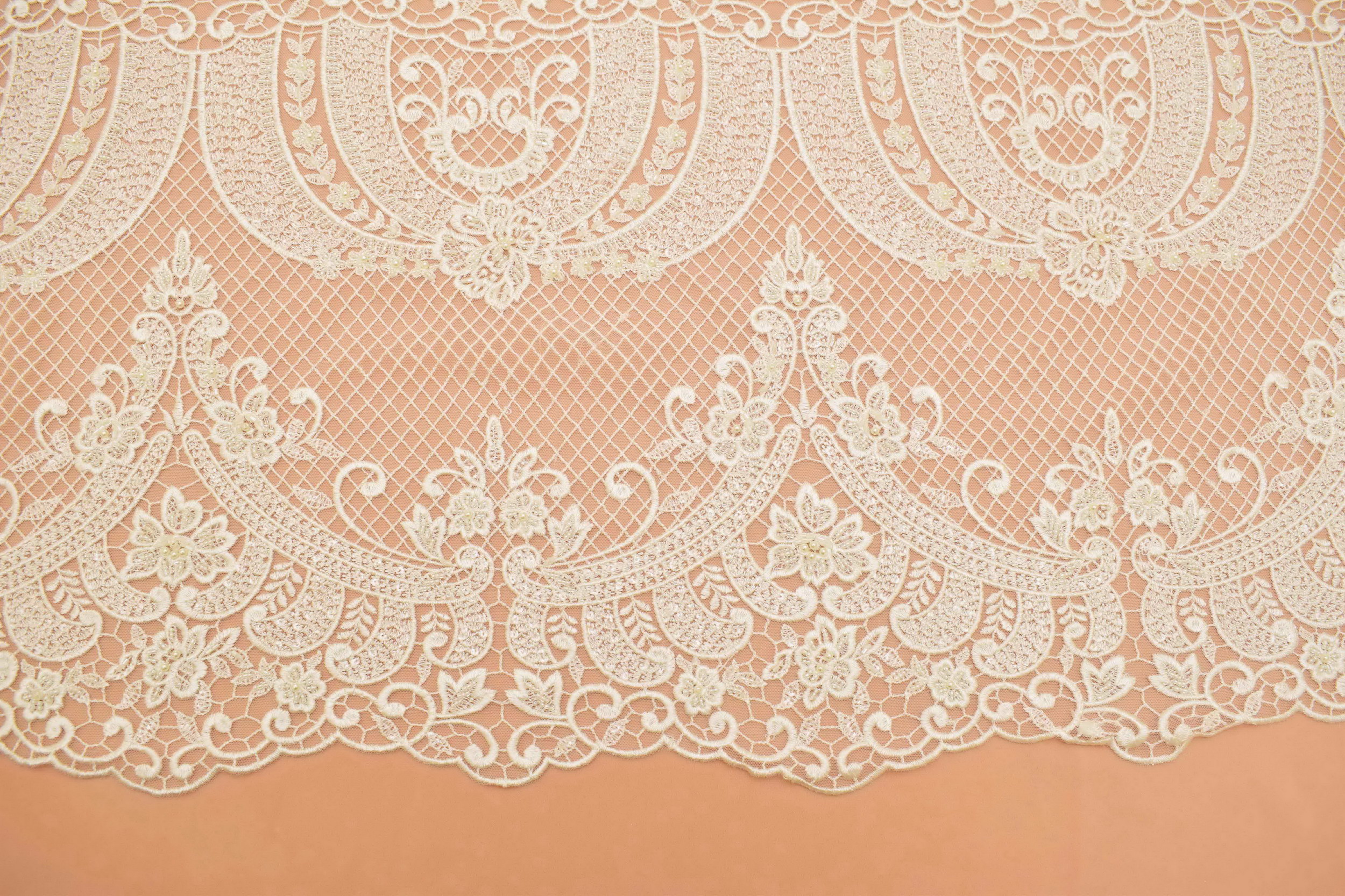 Sale: Guipure &laquo;26855&raquo