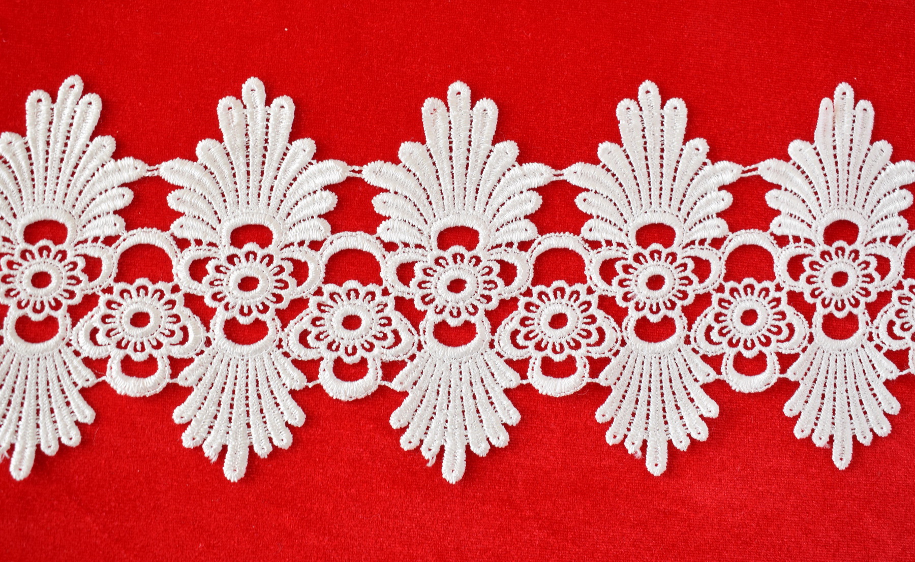 Lace: Not embroidered &laquo;37481-10&raquo