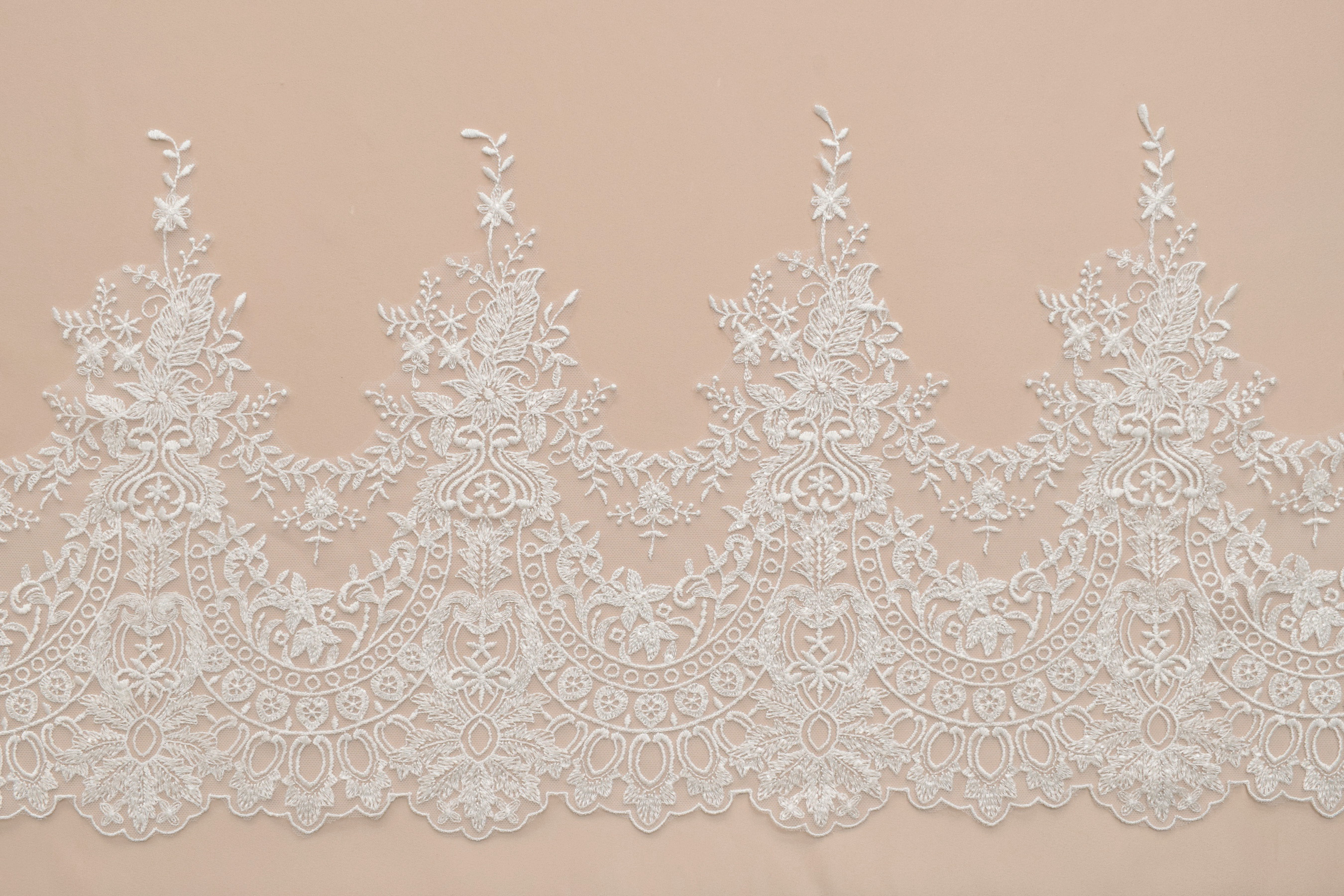 Lace &laquo;48345&raquo;