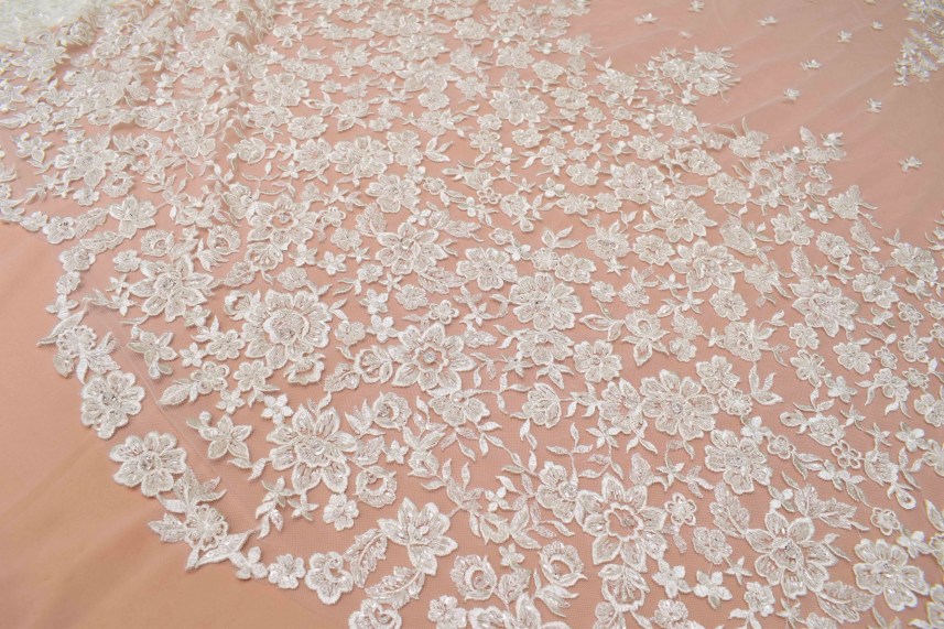 Sale: Guipure &laquo;28644&raquo