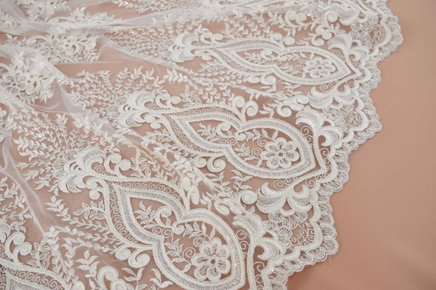 Sale: Guipure &laquo;8714&raquo