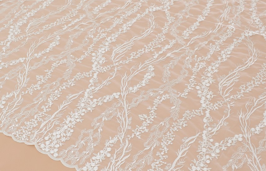 Sale: Guipure &laquo;68084&raquo;