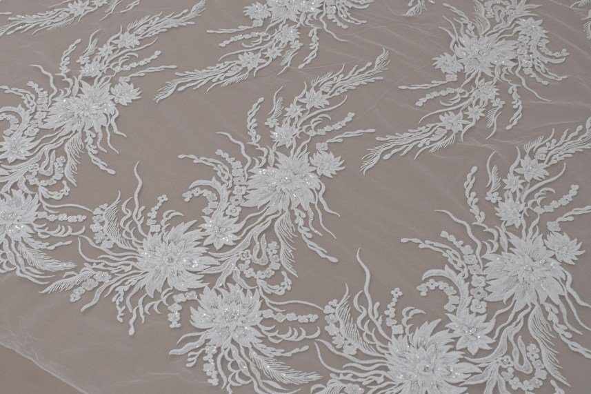 Sale: Guipure &laquo;54759&raquo;