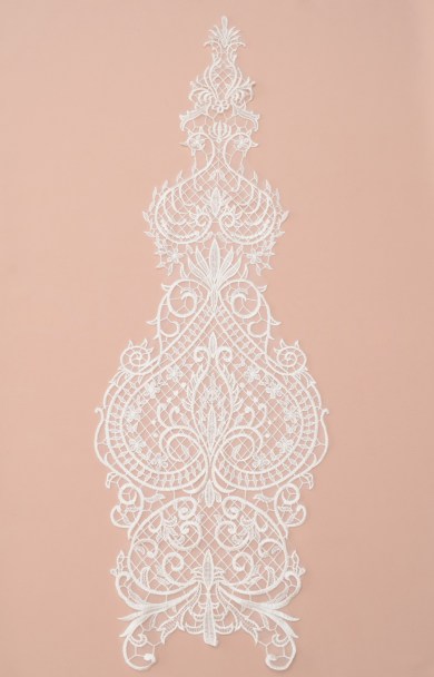 Applications: Not embroidered &laquo;1043&raquo