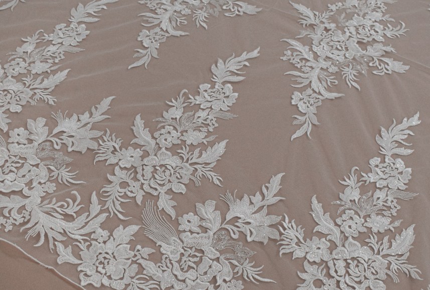 Sale: Guipure &laquo;57477&raquo;