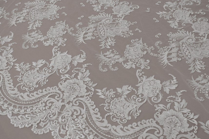 Sale: Guipure &laquo;67070&raquo;